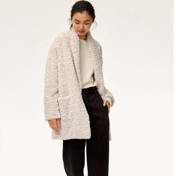 NWT | aritzia grete teddy coat in bone - Picture 2 of 6